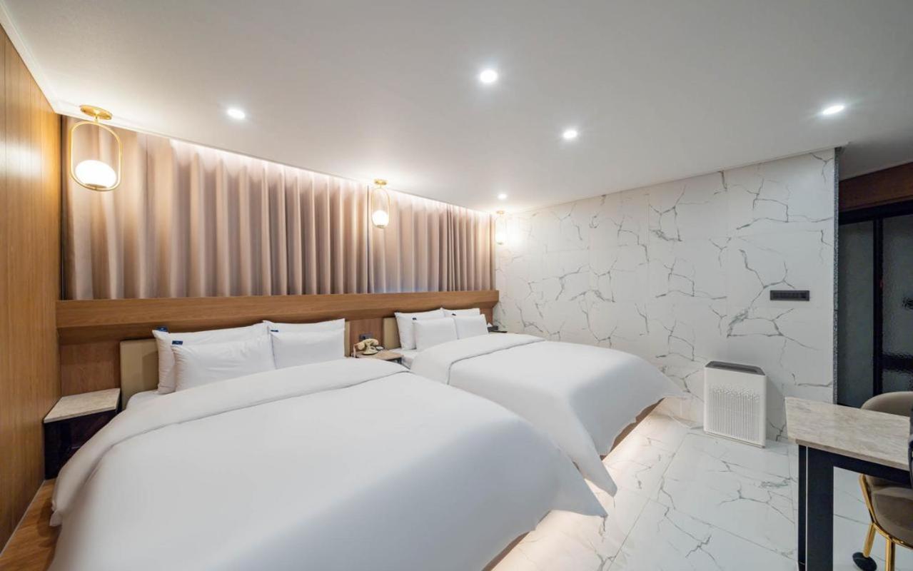 Rosy Hotel Cheongju Dış mekan fotoğraf